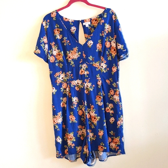 Floral Romper - Picture 1 of 4